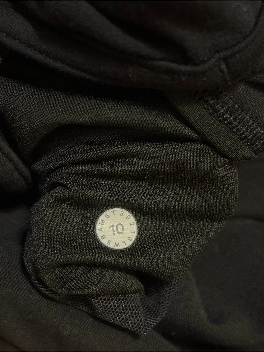Lululemon Every Moment Pant 26” Black Size 10